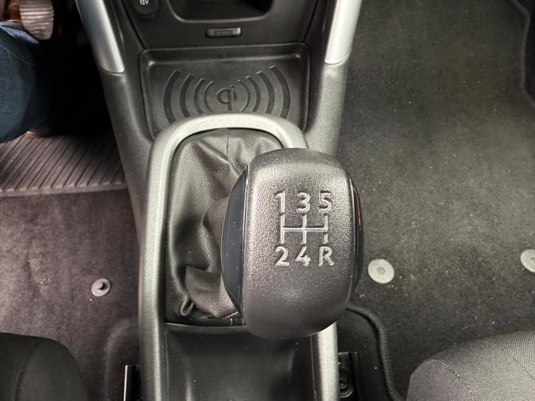 Vehicle Image 40