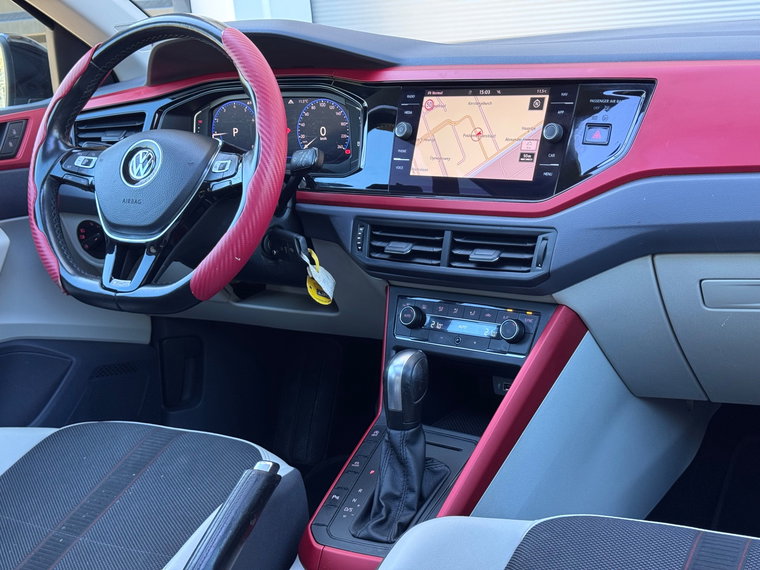 Vehicle Image 15