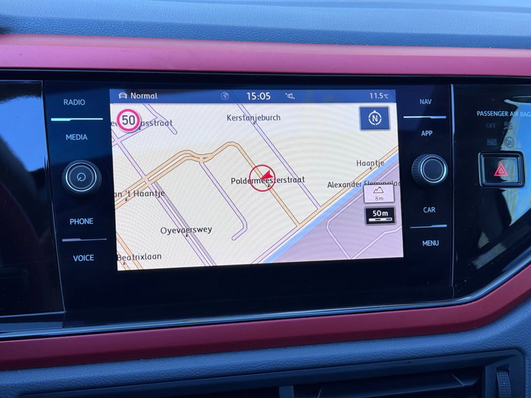 Vehicle Image 18