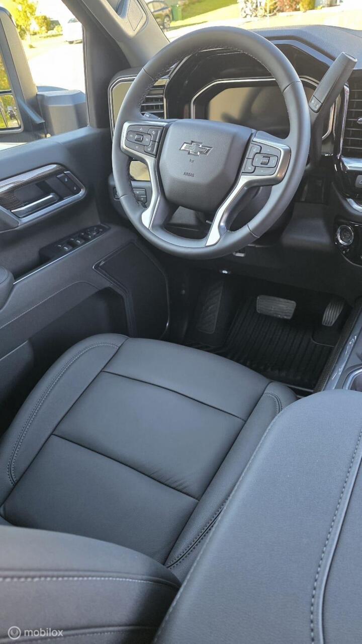 Vehicle Image 31