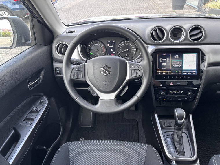 Vehicle Image 16