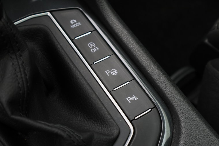 Vehicle Image 60