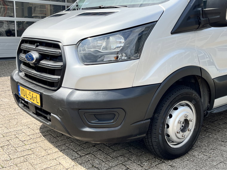 Vehicle Image 26