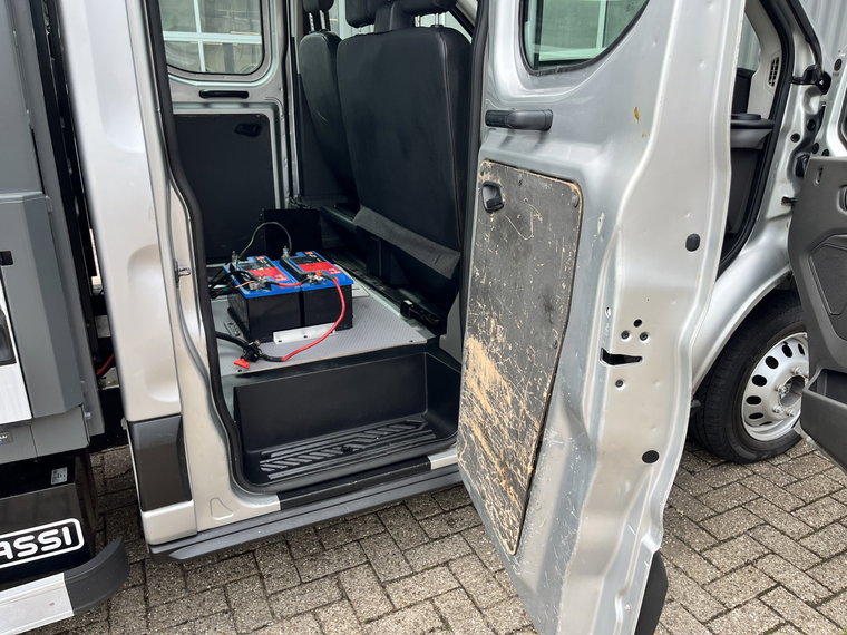 Vehicle Image 28