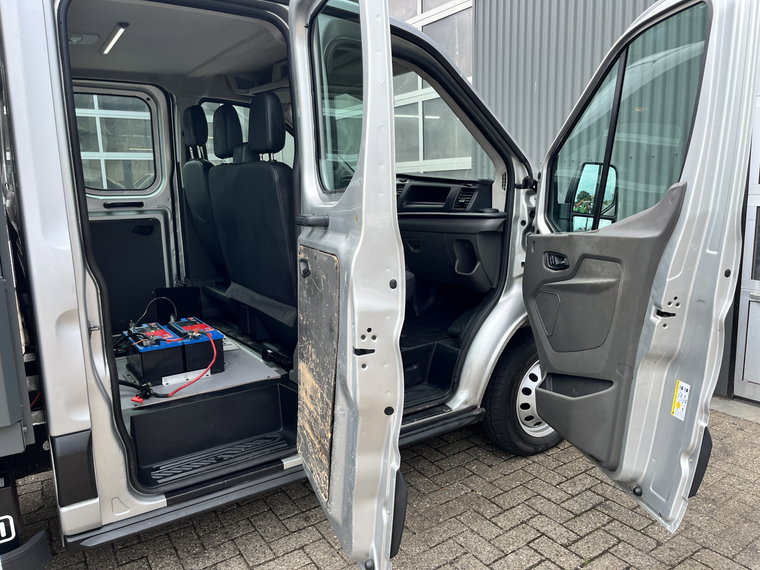 Vehicle Image 8