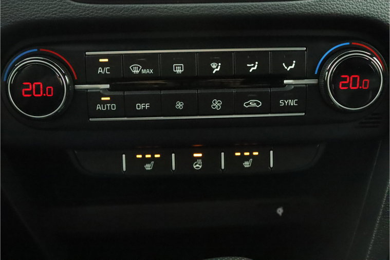 Vehicle Image 28