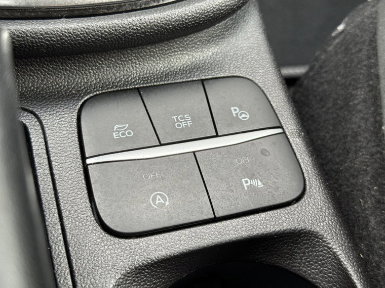 Vehicle Image 33