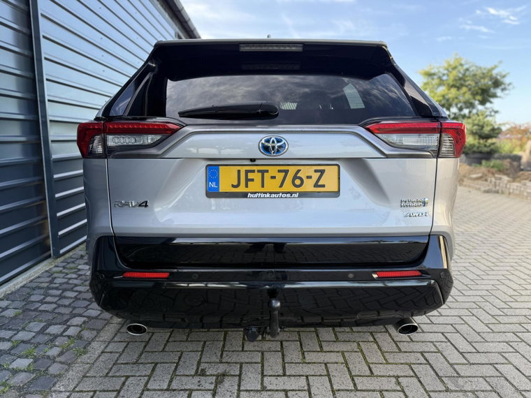 Vehicle Image 28