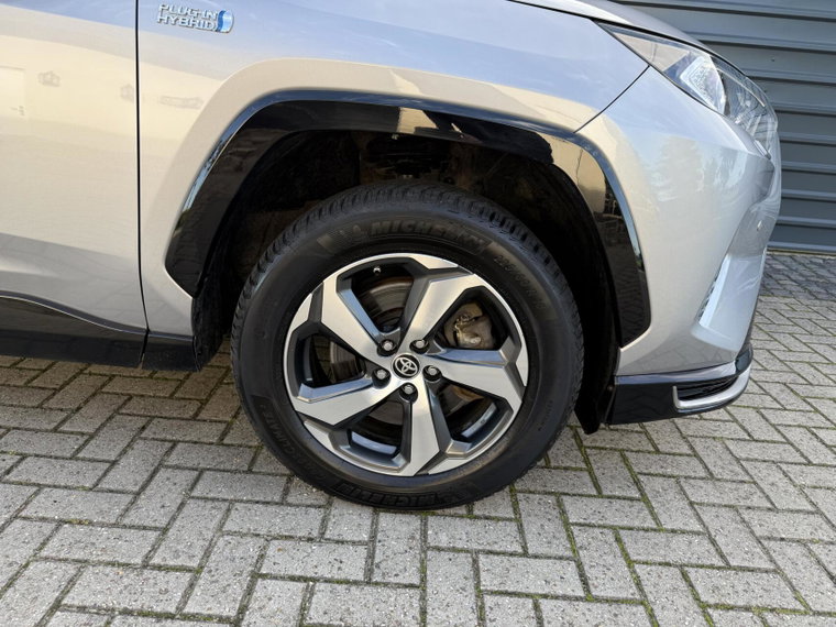 Vehicle Image 35
