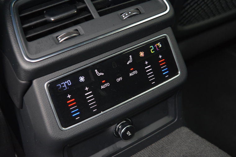 Vehicle Image 40