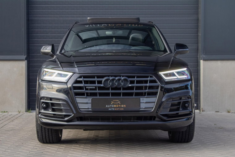 Vehicle Image 8