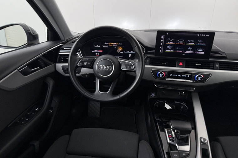 Vehicle Image 8