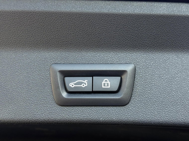 Vehicle Image 39