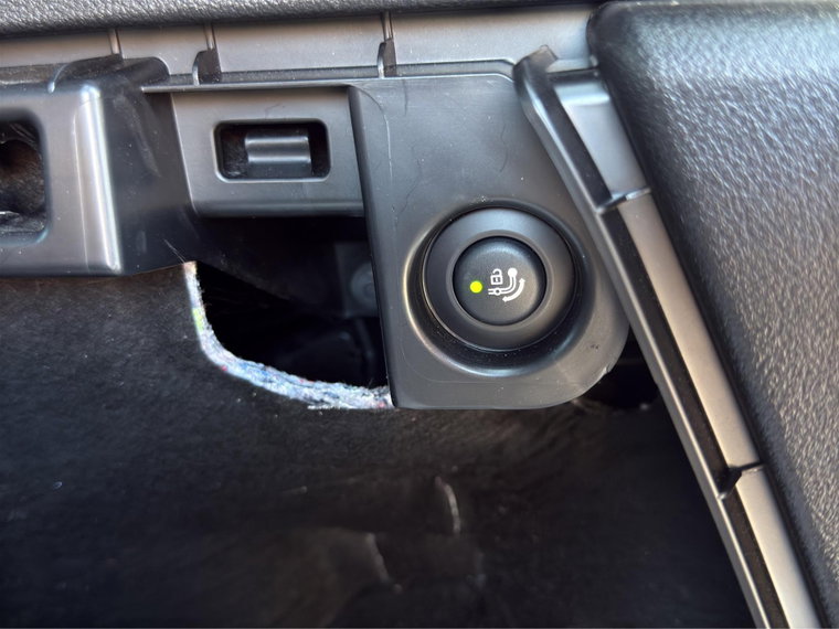 Vehicle Image 40