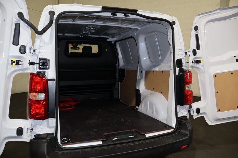 Vehicle Image 13