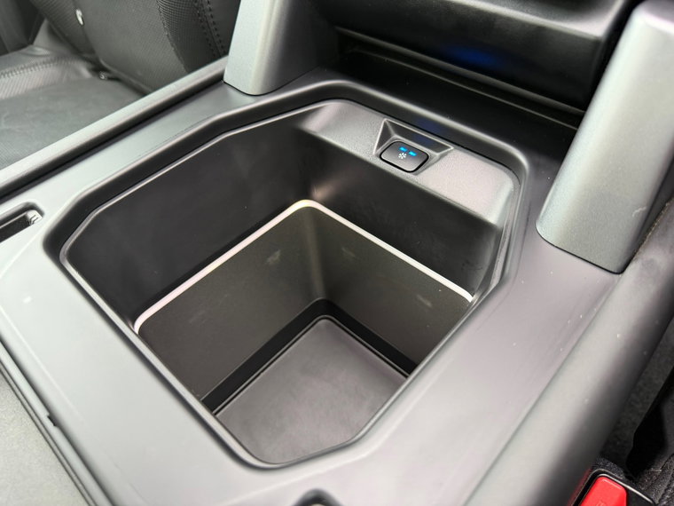 Vehicle Image 19