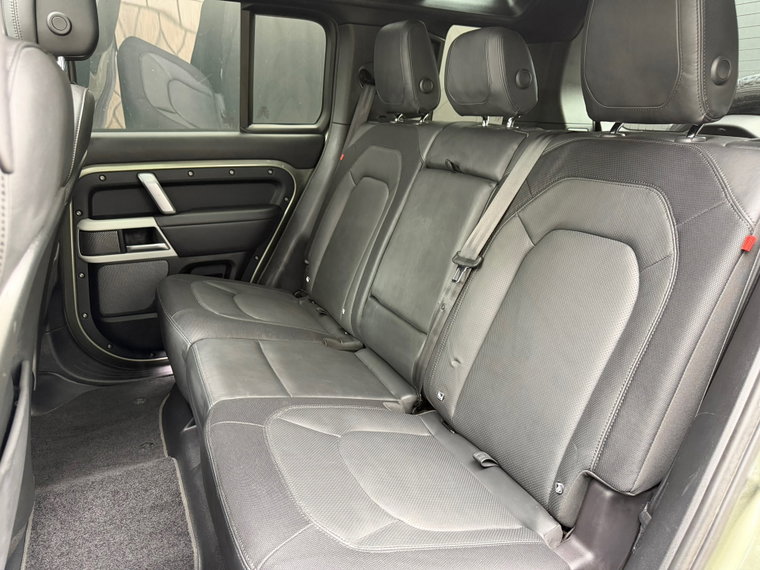 Vehicle Image 31