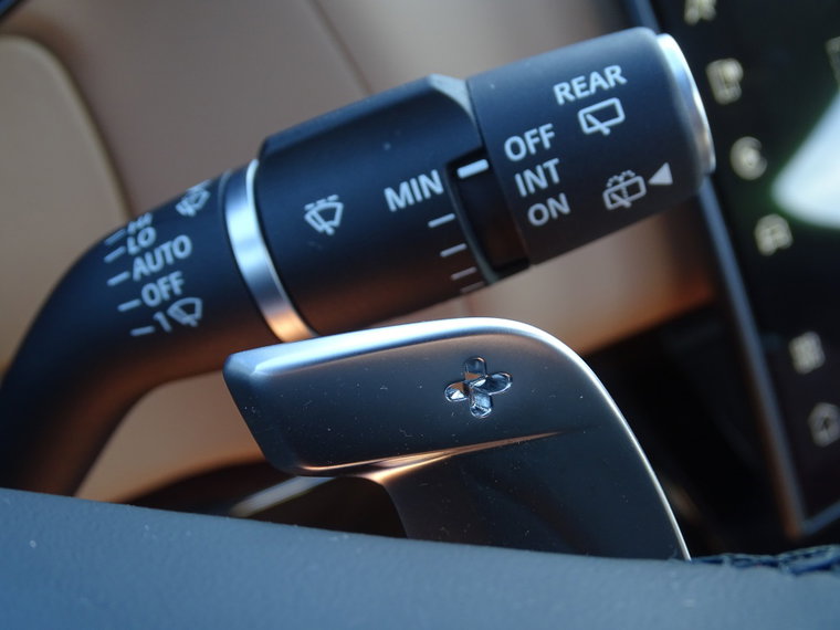 Vehicle Image 35