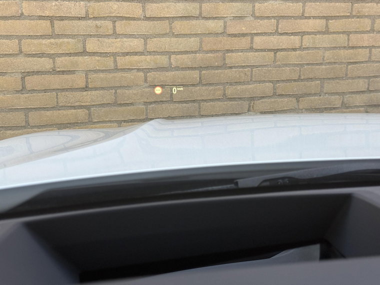 Vehicle Image 29