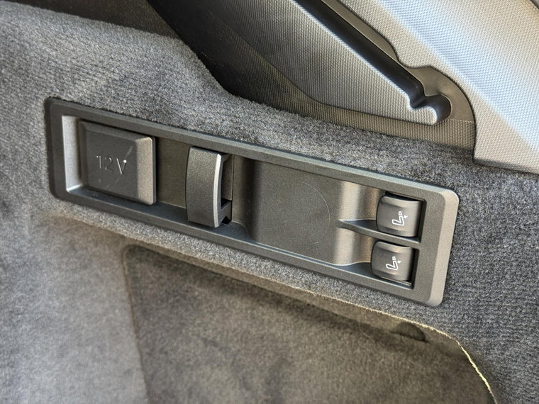 Vehicle Image 50