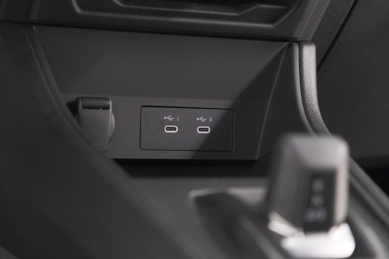 Vehicle Image 48