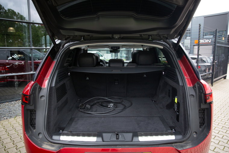Vehicle Image 33