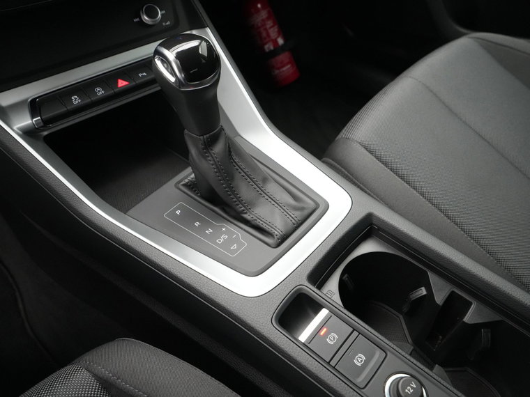 Vehicle Image 27