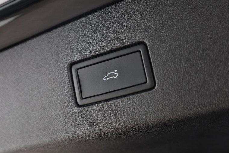 Vehicle Image 48