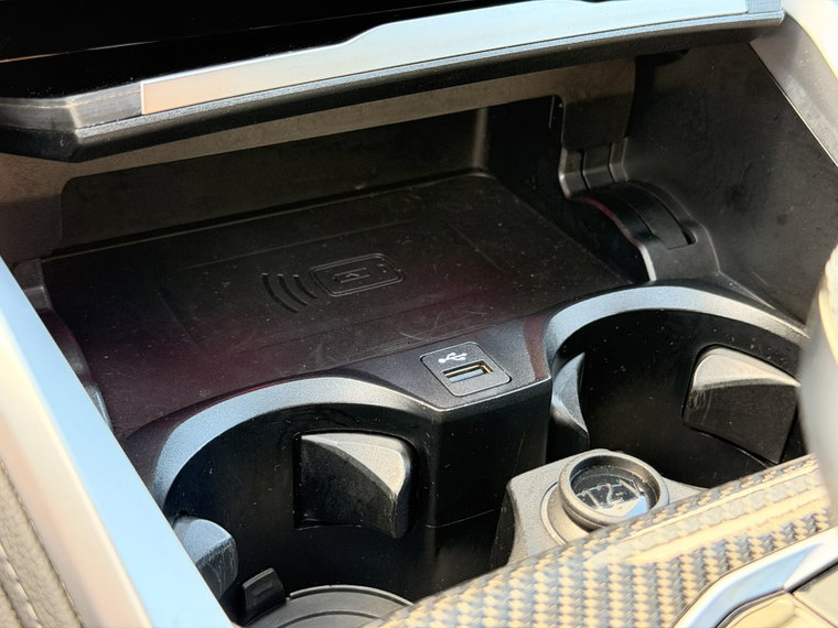 Vehicle Image 41