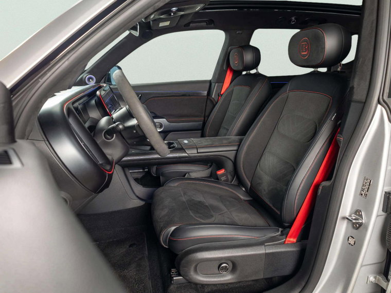 Vehicle Image 11