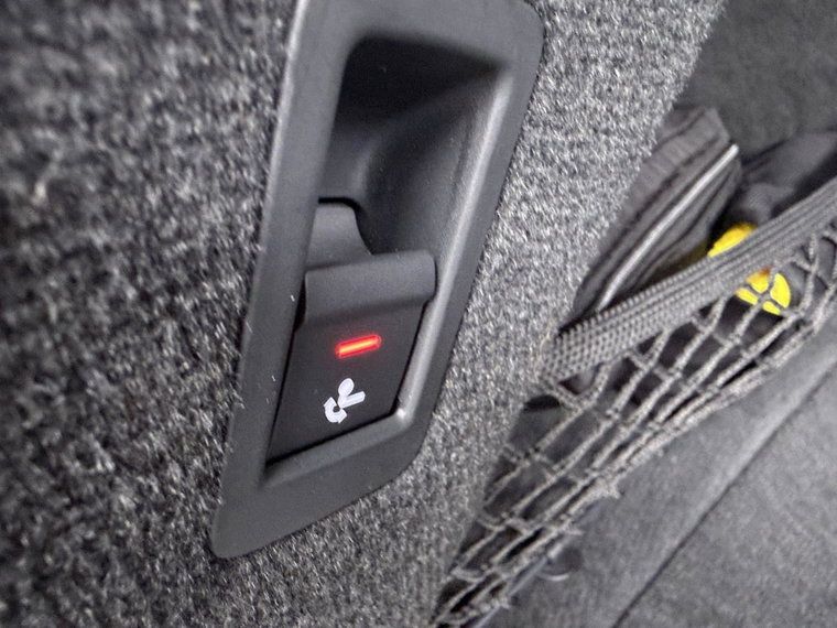 Vehicle Image 39