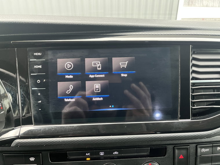 Vehicle Image 40