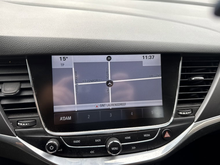 Vehicle Image 25