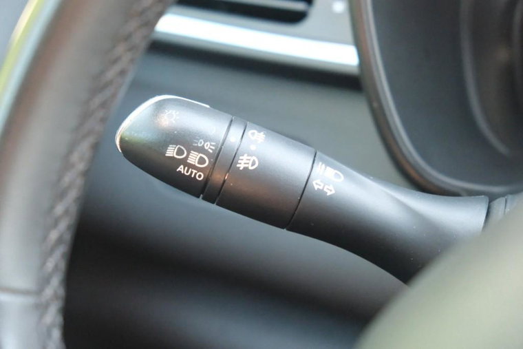 Vehicle Image 24