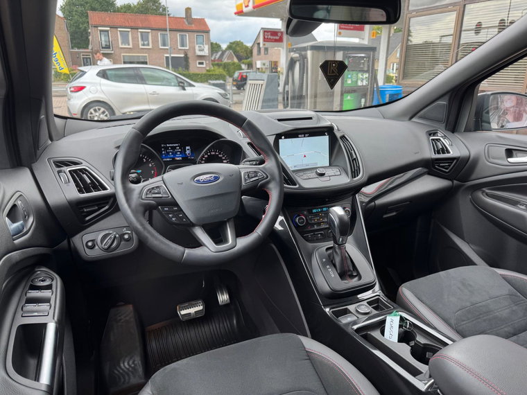 Vehicle Image 17