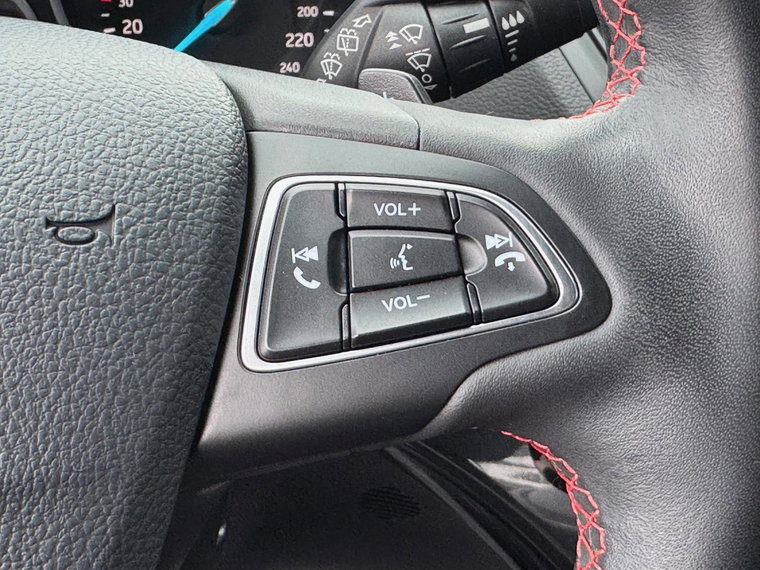 Vehicle Image 28