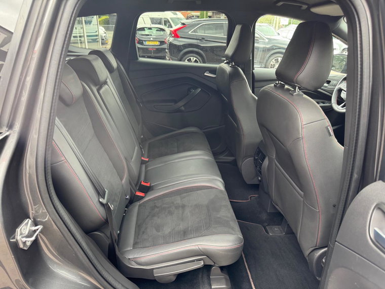 Vehicle Image 31