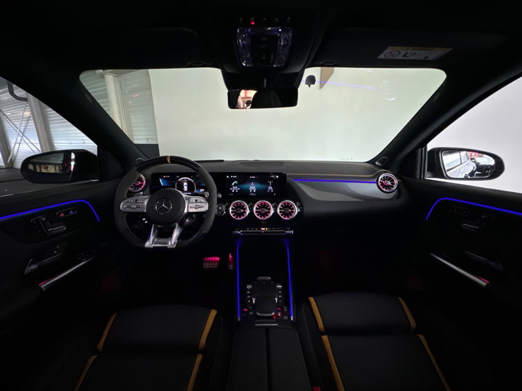 Vehicle Image 37