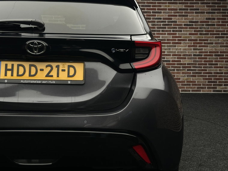Vehicle Image 28
