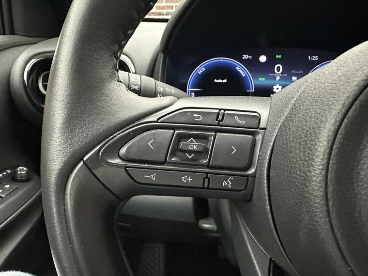 Vehicle Image 36