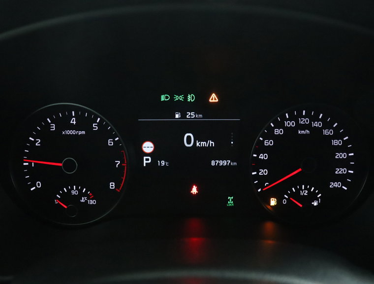 Vehicle Image 22