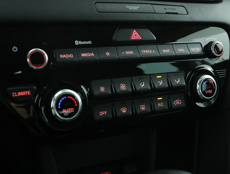 Vehicle Image 28