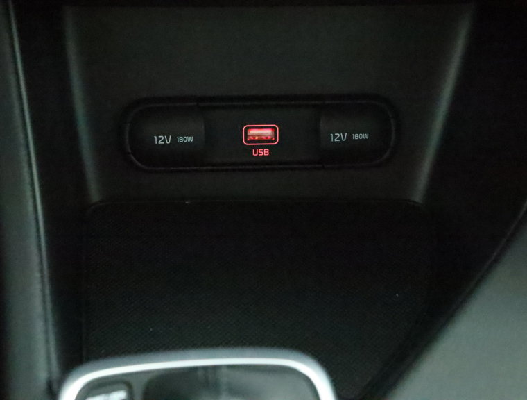 Vehicle Image 54