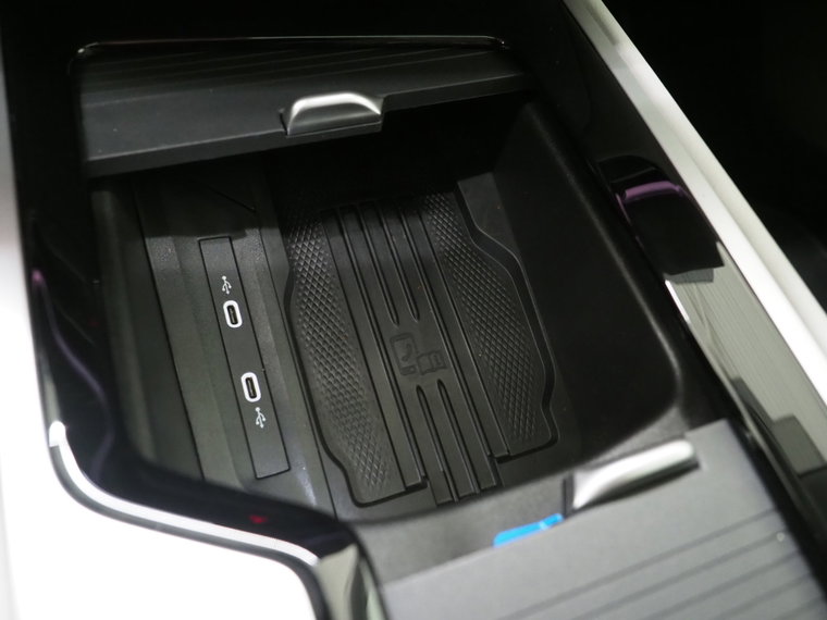 Vehicle Image 39