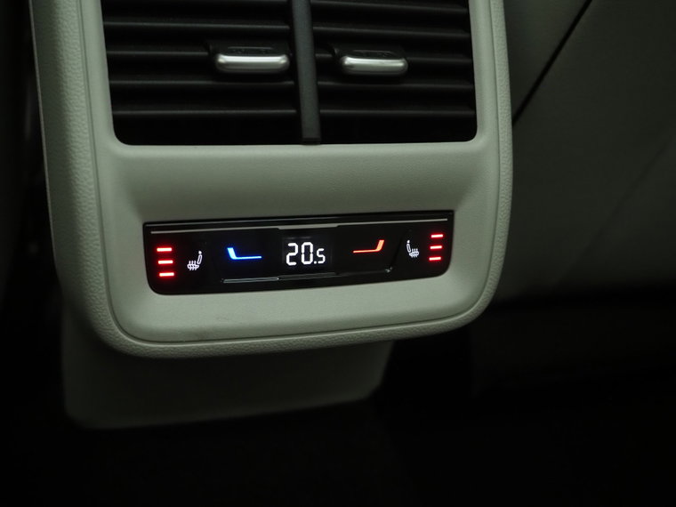 Vehicle Image 41