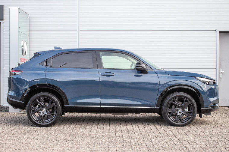 Vehicle Image 14