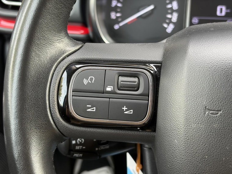 Vehicle Image 23