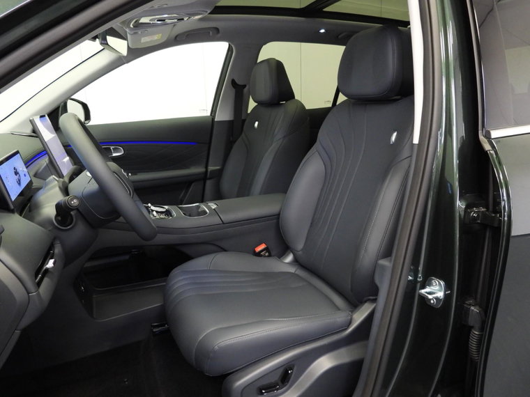 Vehicle Image 31