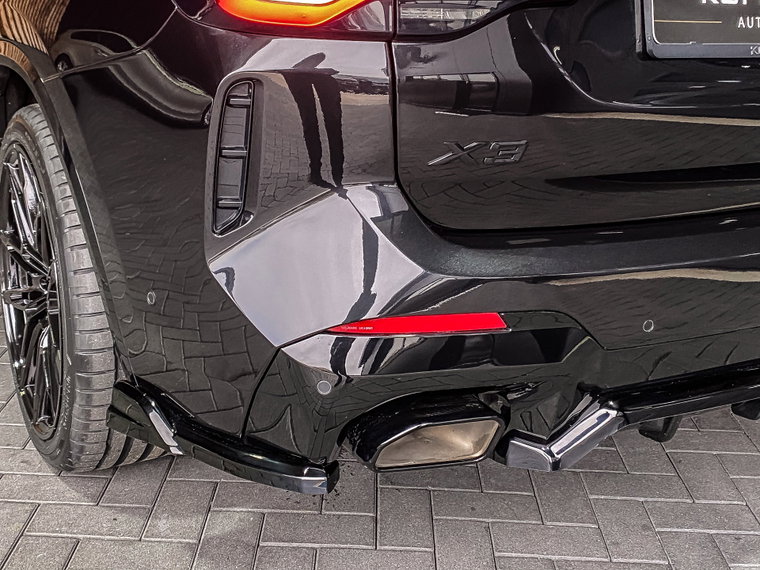 Vehicle Image 43