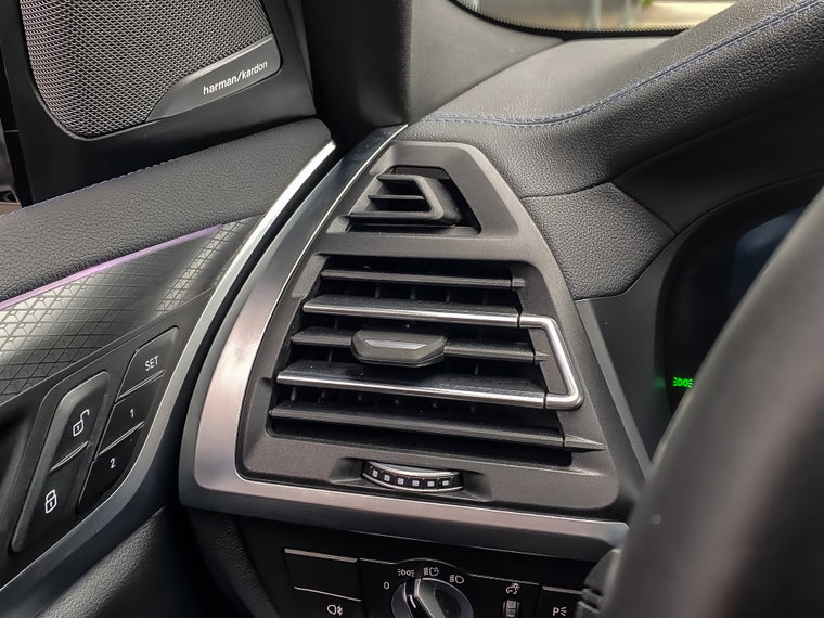Vehicle Image 48